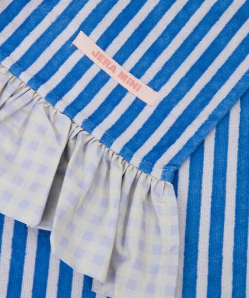 Alternative view of LILAC BEACH TOWEL