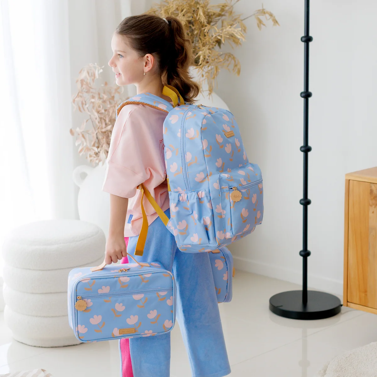 Tulips Backpack - Image 3